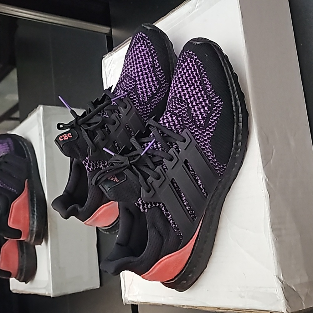 Adidas Ultra Boost Core Black Active Purple Shock Red Size 11.5 Great Condition